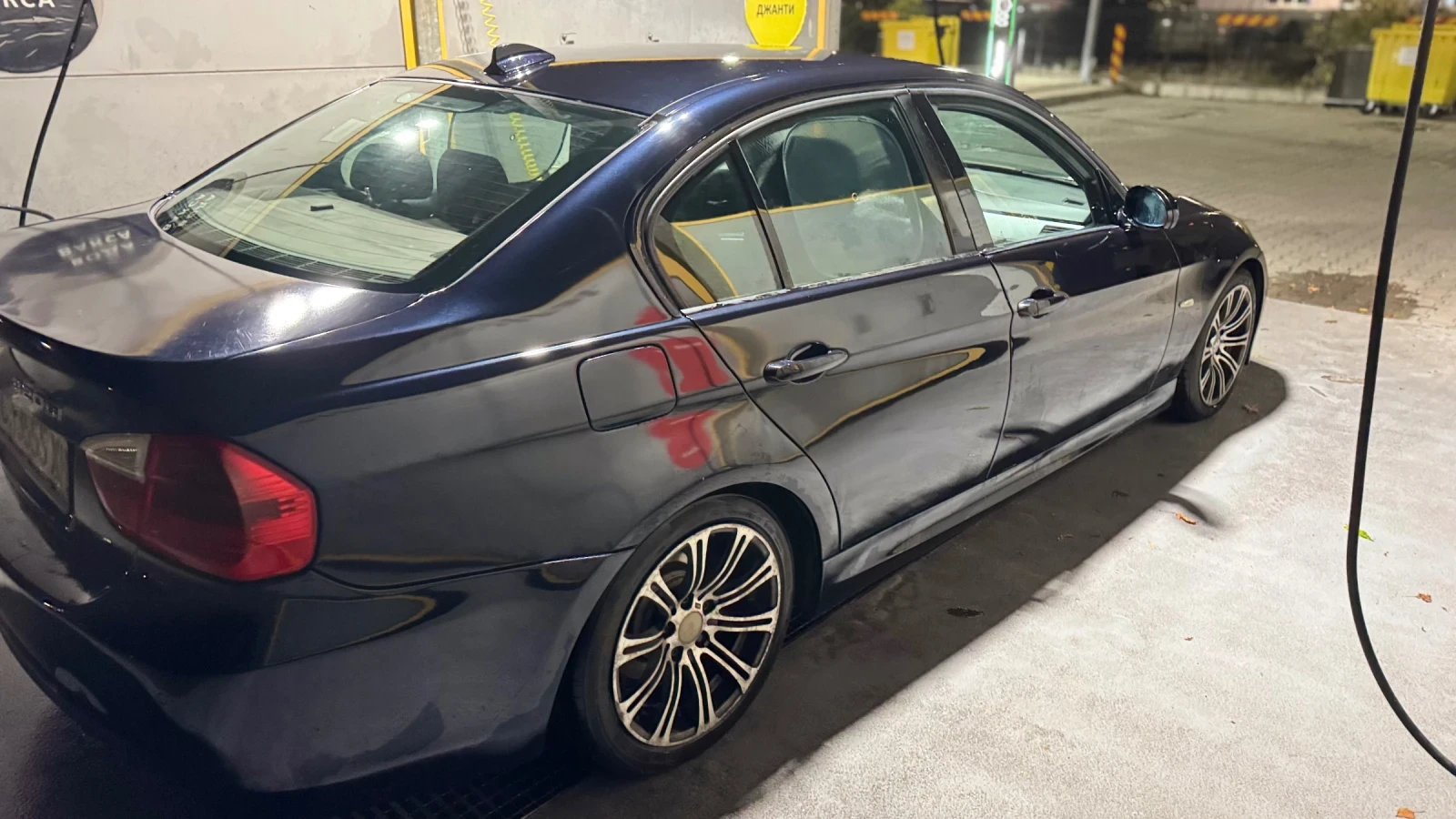 BMW 320, снимка 4 - Автомобили и джипове - 56601900