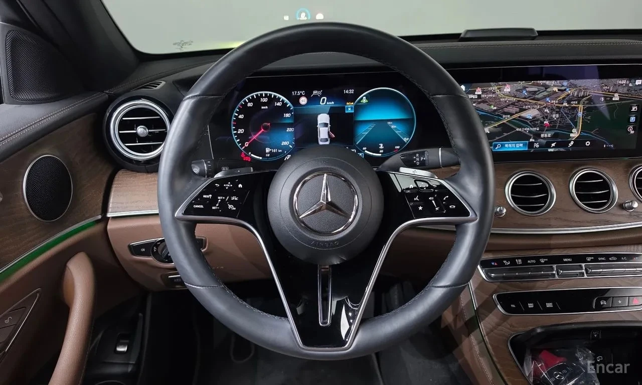 Mercedes-Benz E 250 * E250 Exclusive * , снимка 12 - Автомобили и джипове - 56726247