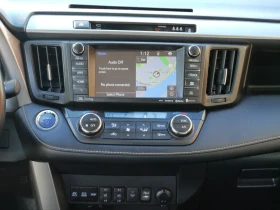 Toyota Rav4 Hybrid Limited, снимка 14