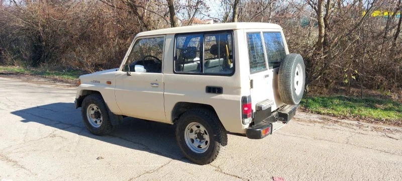 Toyota Land cruiser 2.4TD, снимка 8 - Автомобили и джипове - 43423963