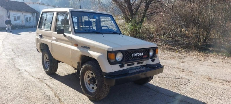 Toyota Land cruiser 2.4TD, снимка 4 - Автомобили и джипове - 43423963