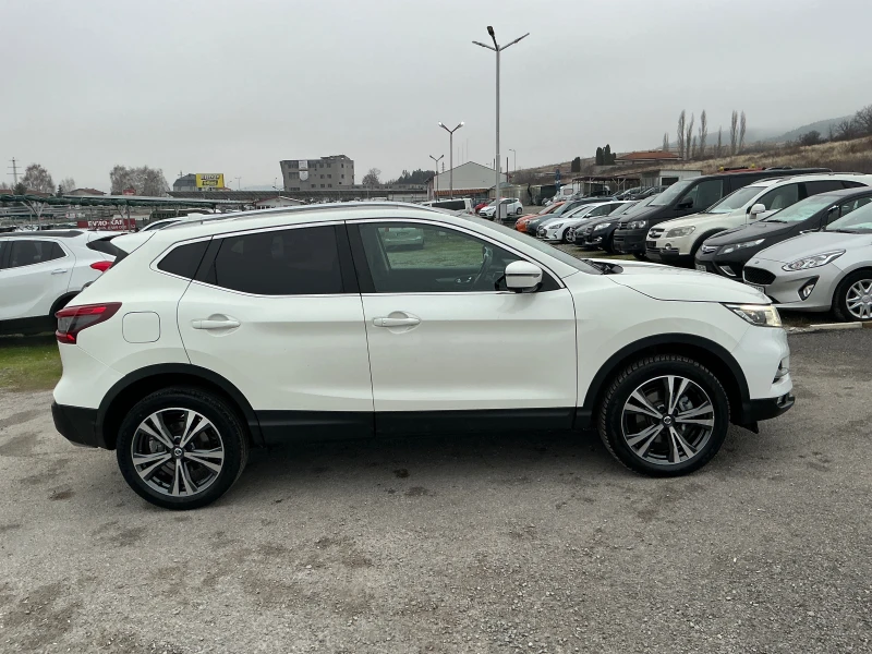 Nissan Qashqai 1.6DCI, снимка 5 - Автомобили и джипове - 52877602