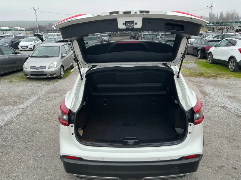 Nissan Qashqai 1.6DCI, снимка 10 - Автомобили и джипове - 52877602
