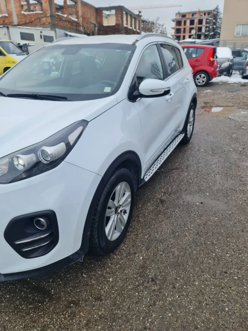 Kia Sportage 1.7, снимка 9 - Автомобили и джипове - 53359114