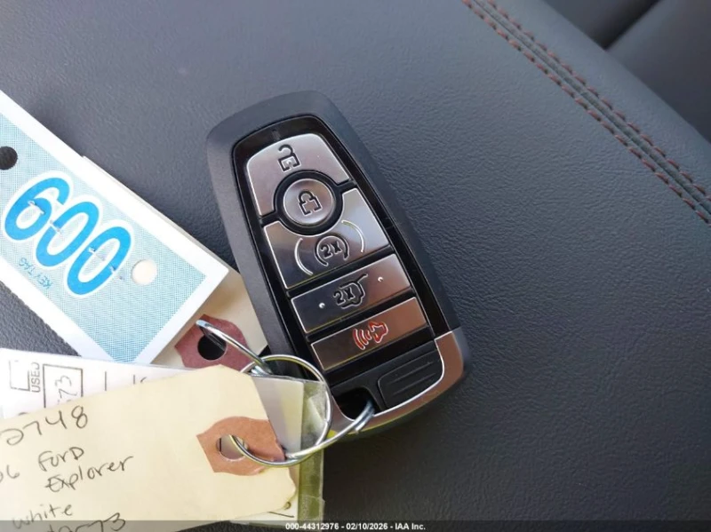 Ford Explorer 2.3l Active W/200A Pkg, снимка 11 - Автомобили и джипове - 53577076