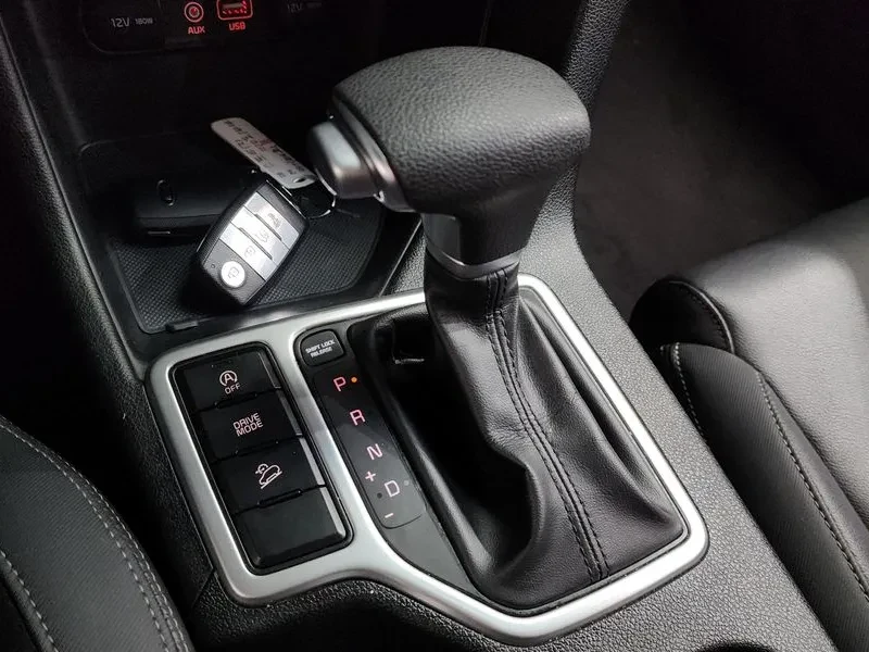 Kia Sportage 4Th Generation Diesel 1.7 2Wd Trendy, снимка 9 - Автомобили и джипове - 55049027