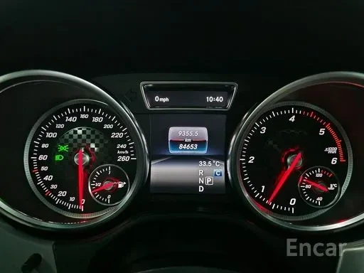 Mercedes-Benz GLE 350 D * COUPE * AMG * 360 * ВКЛ ЗАСТРАХОВКА * ПАНОРАМА, снимка 7 - Автомобили и джипове - 56043604
