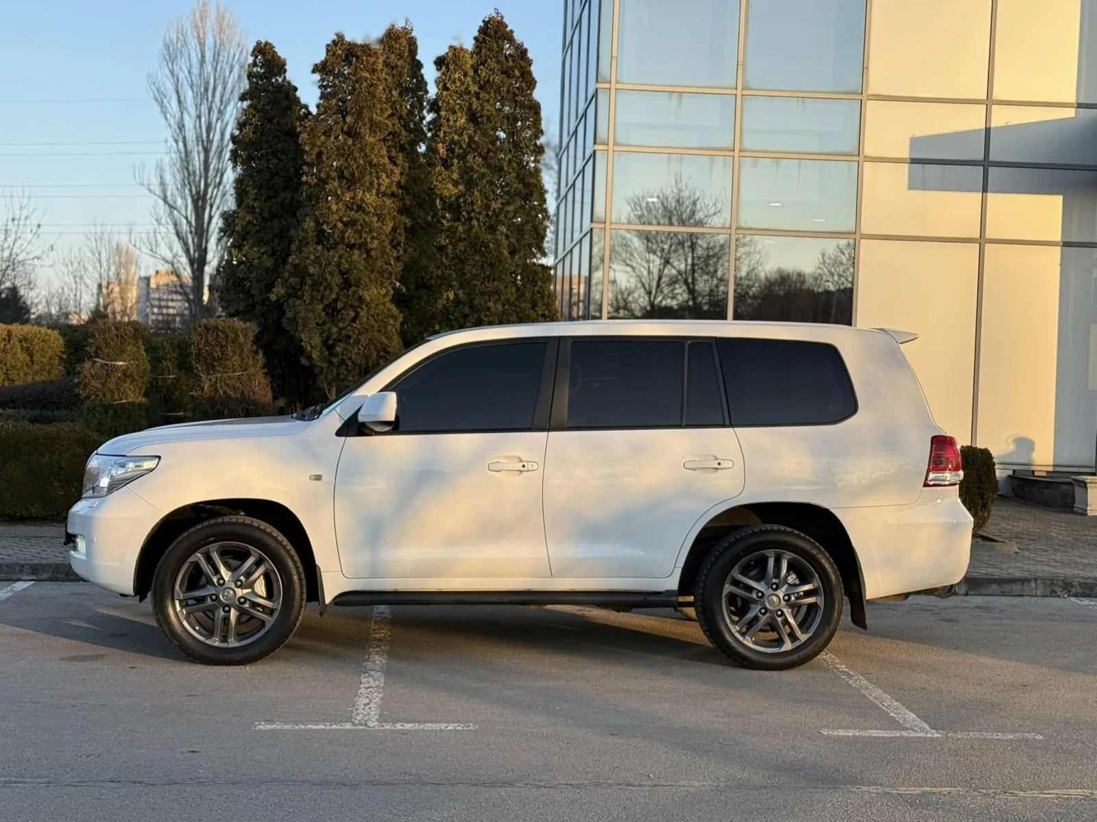 Toyota Land cruiser Toyota Land cruiser 4.5 V8 - изображение 4