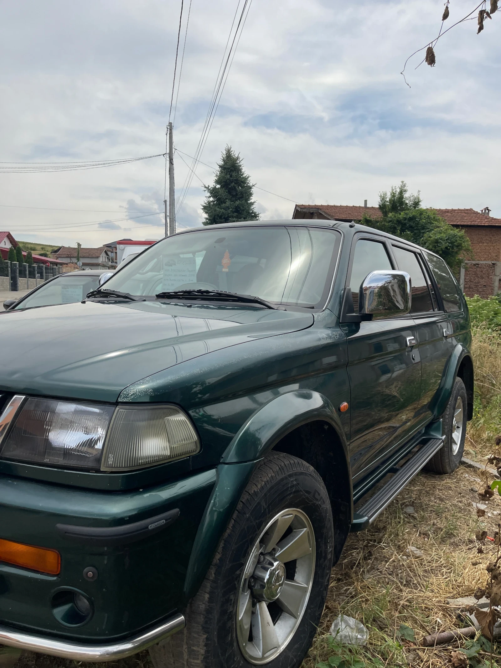 Mitsubishi Pajero sport джипа има всички екстри за модела си! кожа кремава - изображение 2