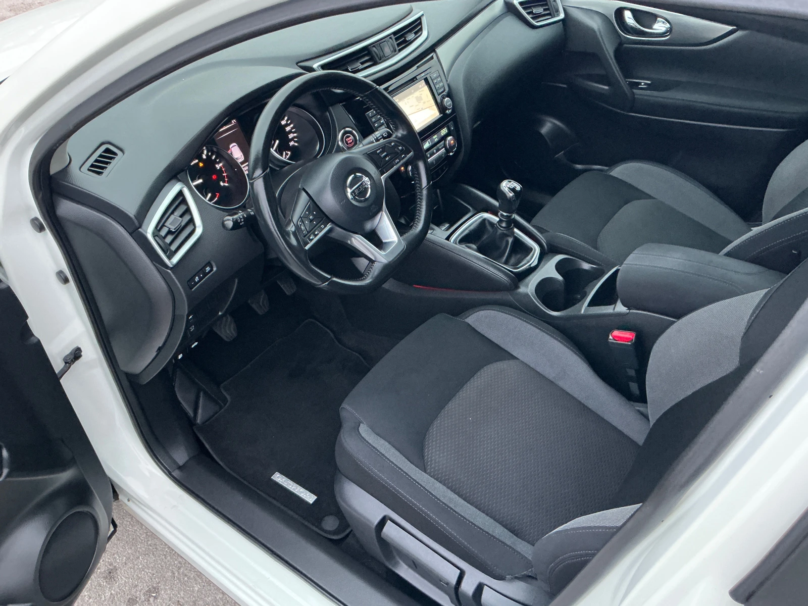 Nissan Qashqai 1.6DCI | Mobile.bg � ����������� 13