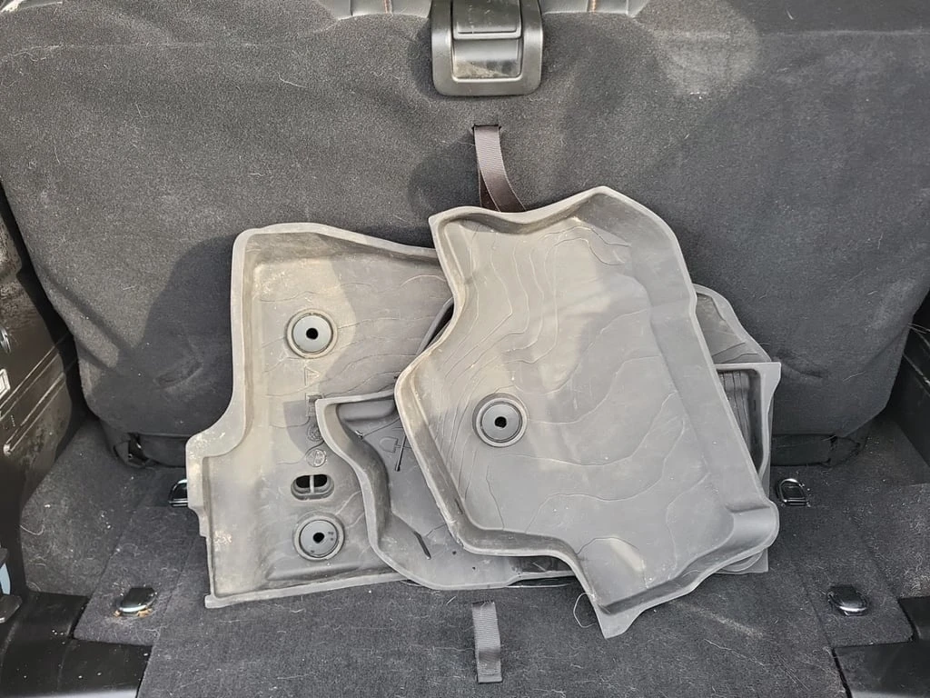 Jeep Wrangler * WILLYS * CARFAX * ���� �� �� | Mobile.bg � ����������� 14