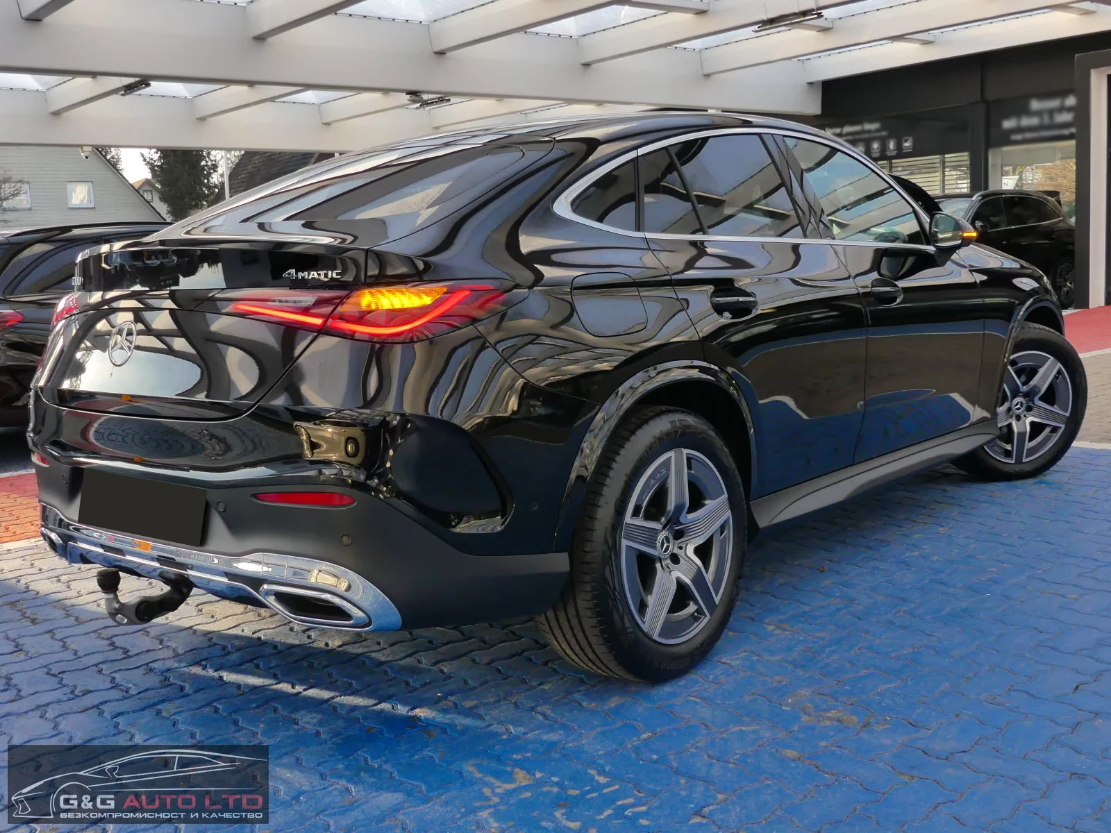 Mercedes-Benz GLC 300 COUPE/258HP/AMG/360/DISTR/PANO/899v - изображение 6