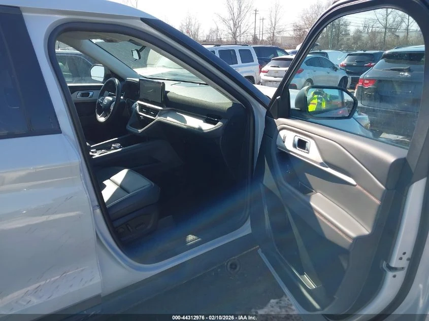 Ford Explorer 2.3l Active W/200A Pkg | Mobile.bg � ����������� 5