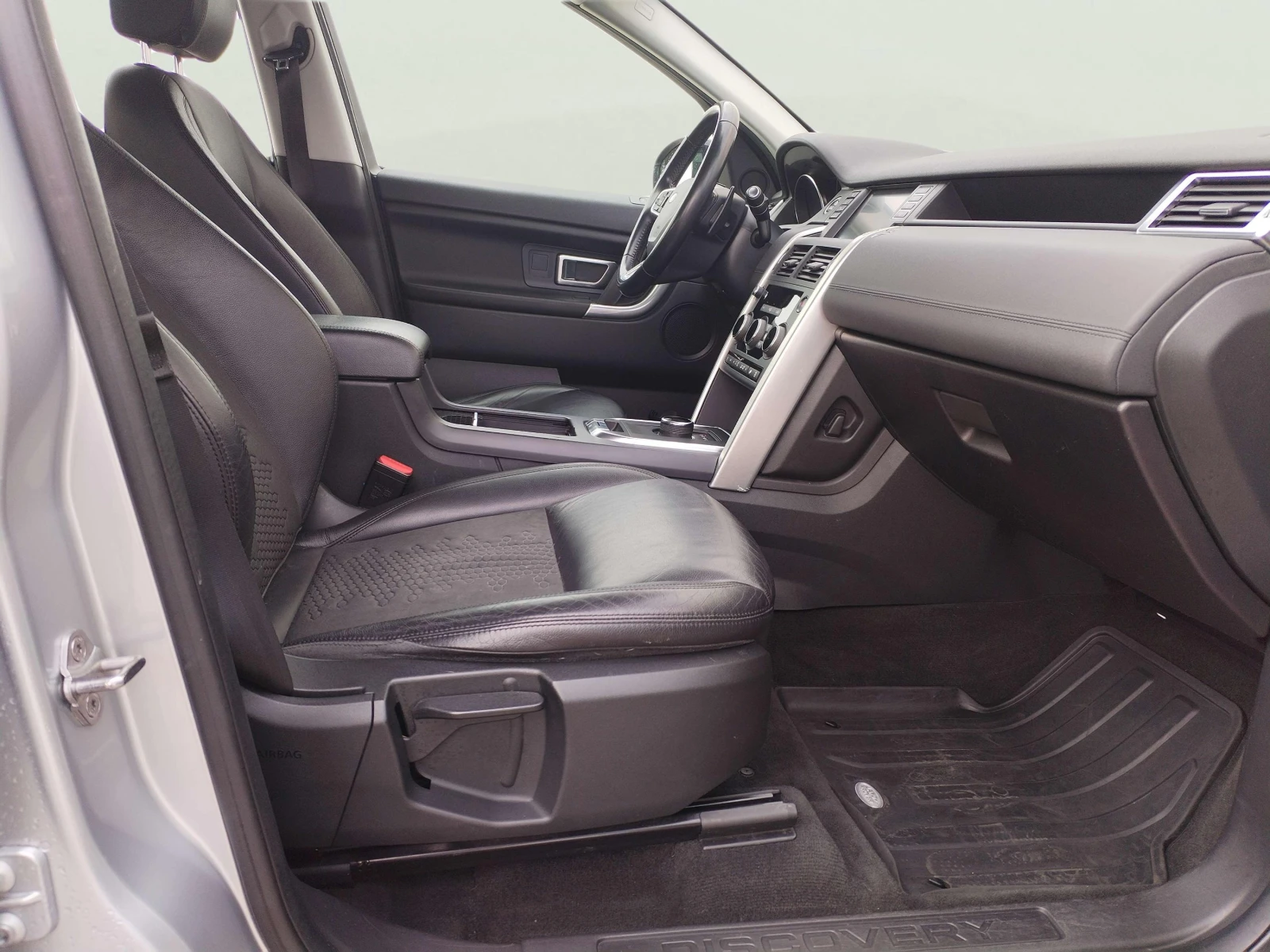 Land Rover Discovery Sport 2.0 TD4 - изображение 9