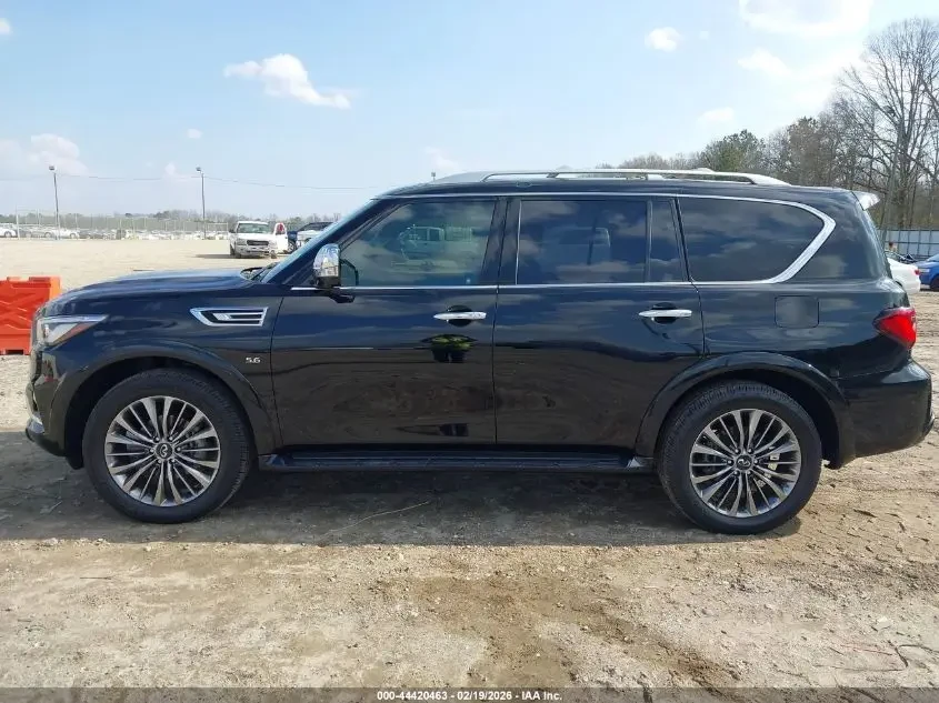 Infiniti QX80, снимка 8 - Автомобили и джипове - 53889924