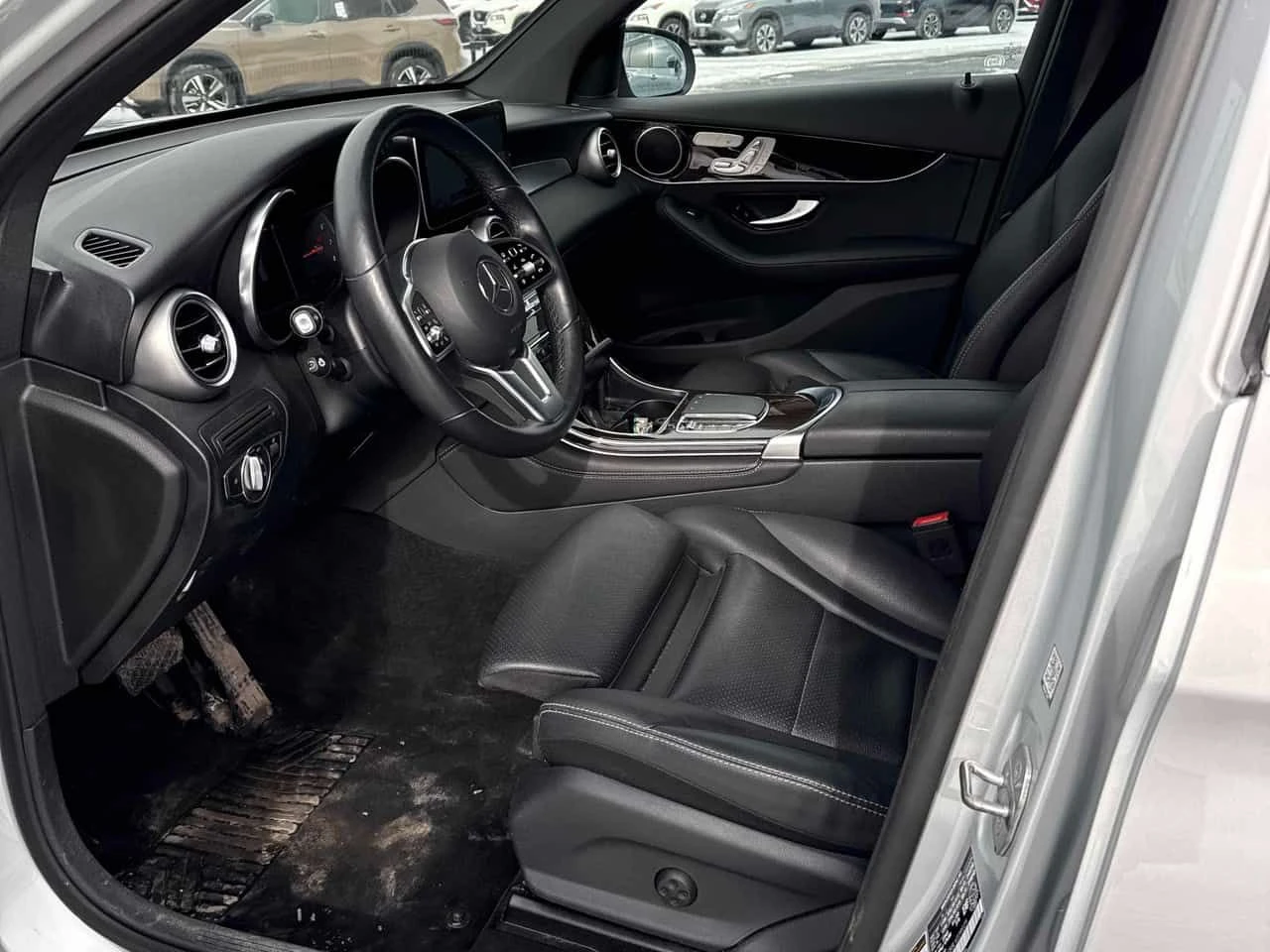 Mercedes-Benz GLC 300 CARFAX/ПАНОРАМА/360 CAM/ПОДГРЕВИ, снимка 7 - Автомобили и джипове - 53925079