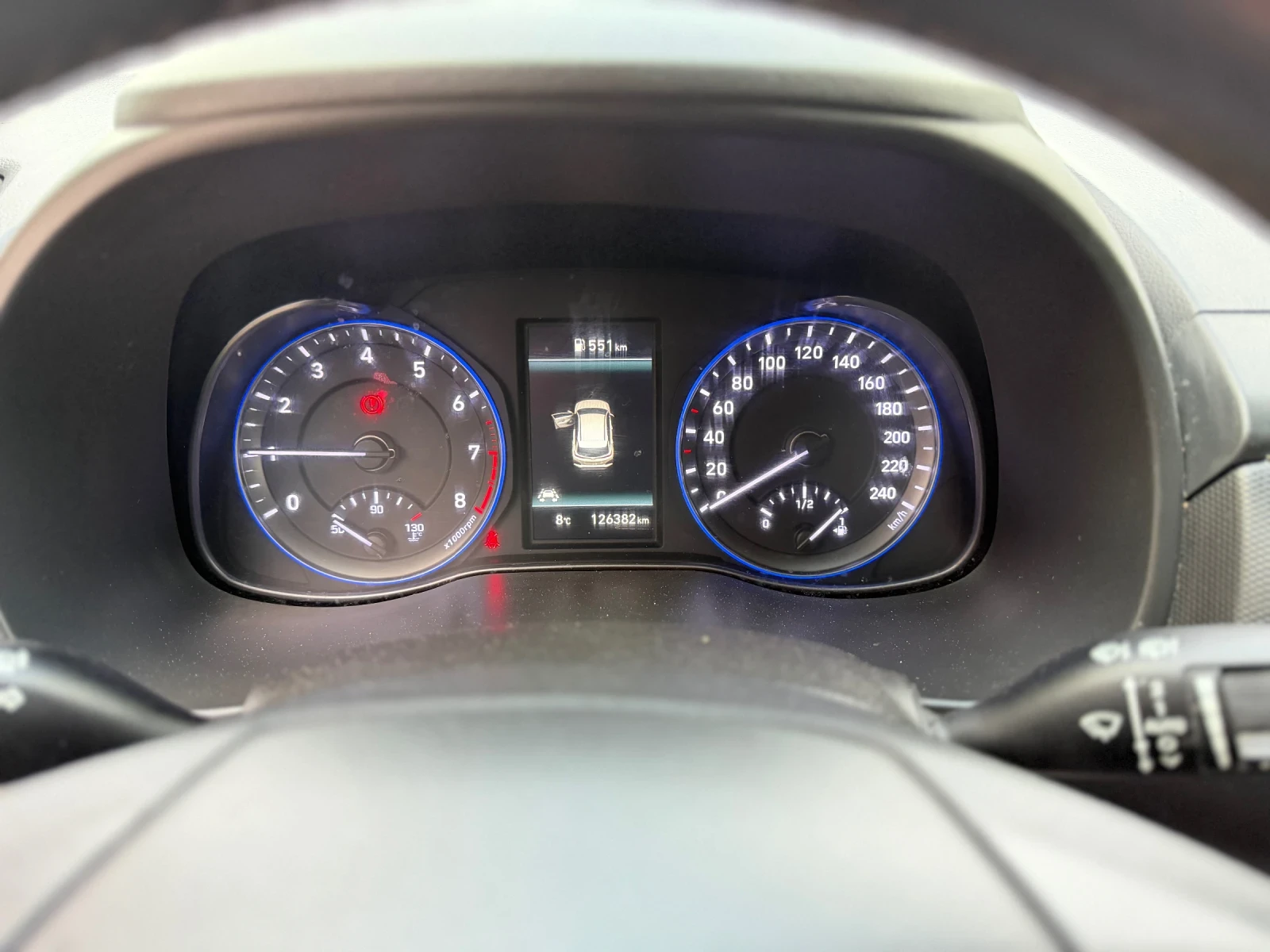 Hyundai Kona 1.0 GDI  FULL PREMIUM , снимка 12 - Автомобили и джипове - 53956044