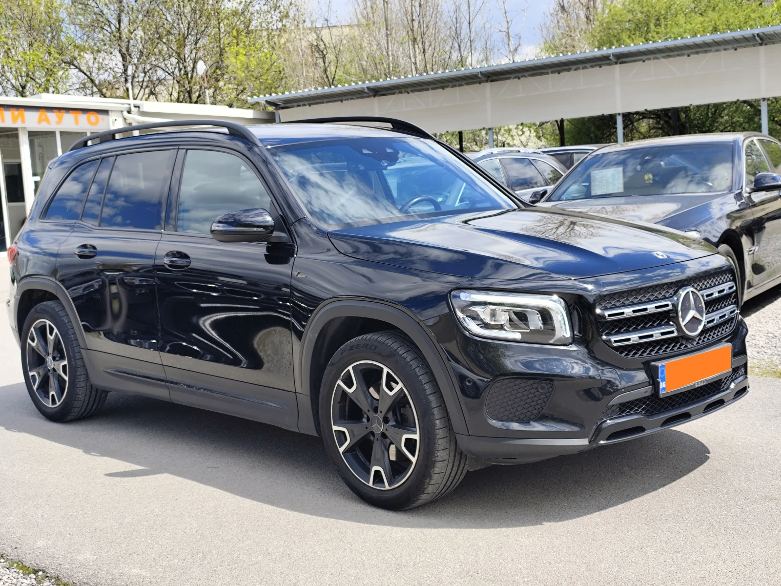 Mercedes-Benz GLB 220 D* АВТОМАТИК* LED* HEAD UP* , снимка 3 - Автомобили и джипове - 54292642