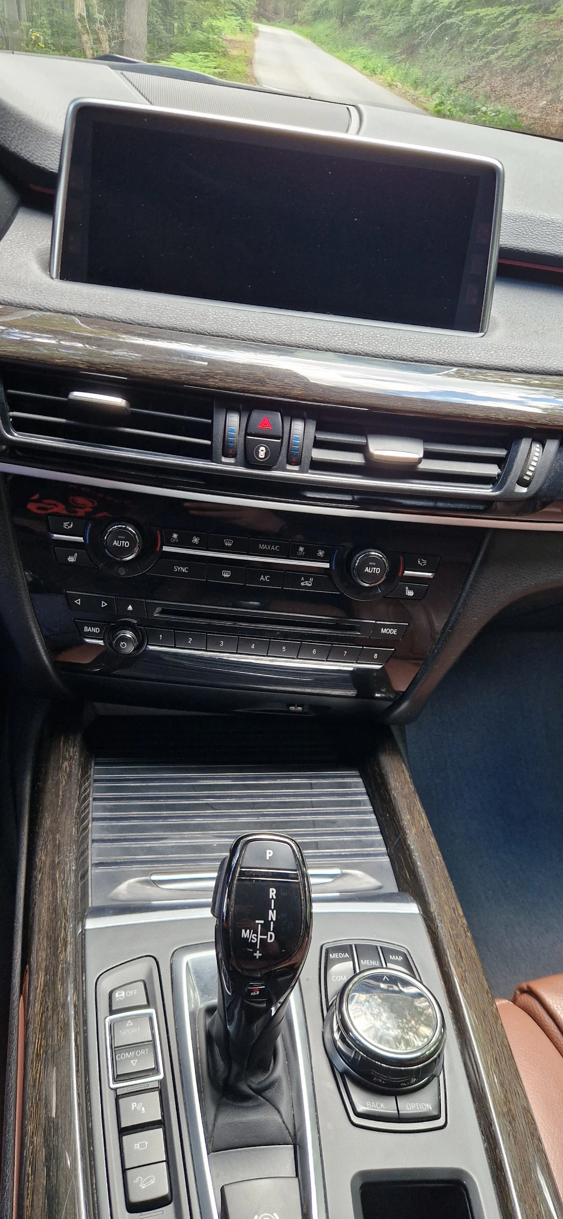 BMW X5 xDrive35i, снимка 13 - Автомобили и джипове - 54454141