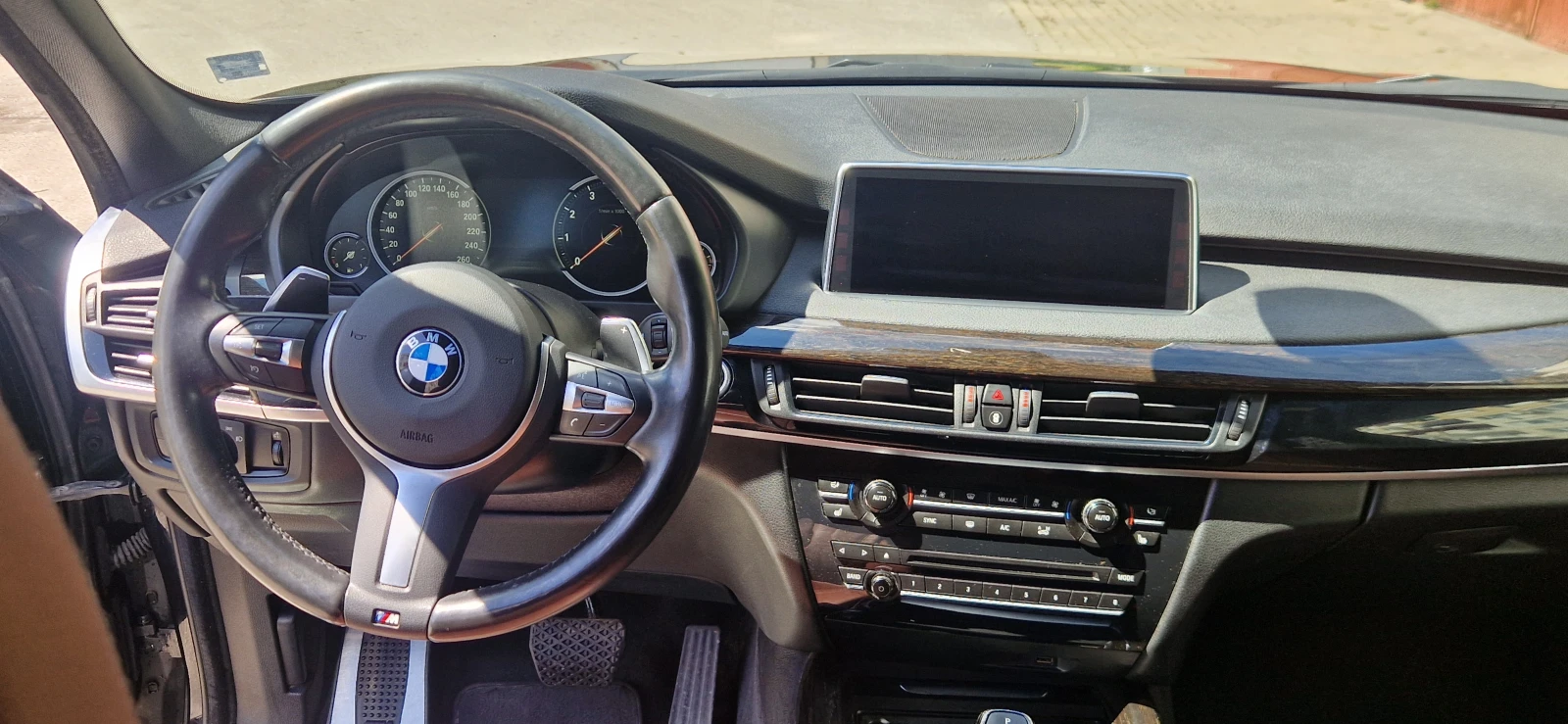 BMW X5 xDrive35i, снимка 9 - Автомобили и джипове - 54454141