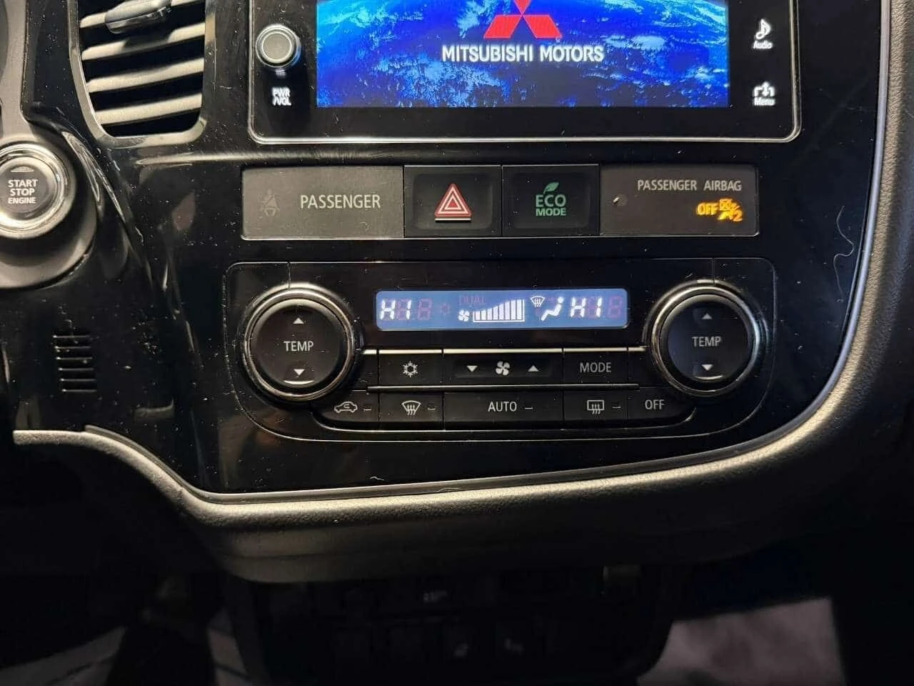 Mitsubishi Outlander * CARFAX * 4x4 * KEYLESS * ���������������� | Mobile.bg � ����������� 17