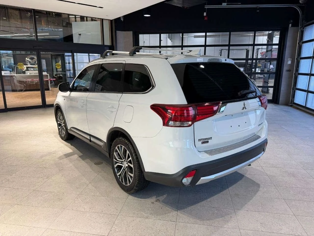 Mitsubishi Outlander * CARFAX * 4x4 * KEYLESS * ���������������� | Mobile.bg � ����������� 7