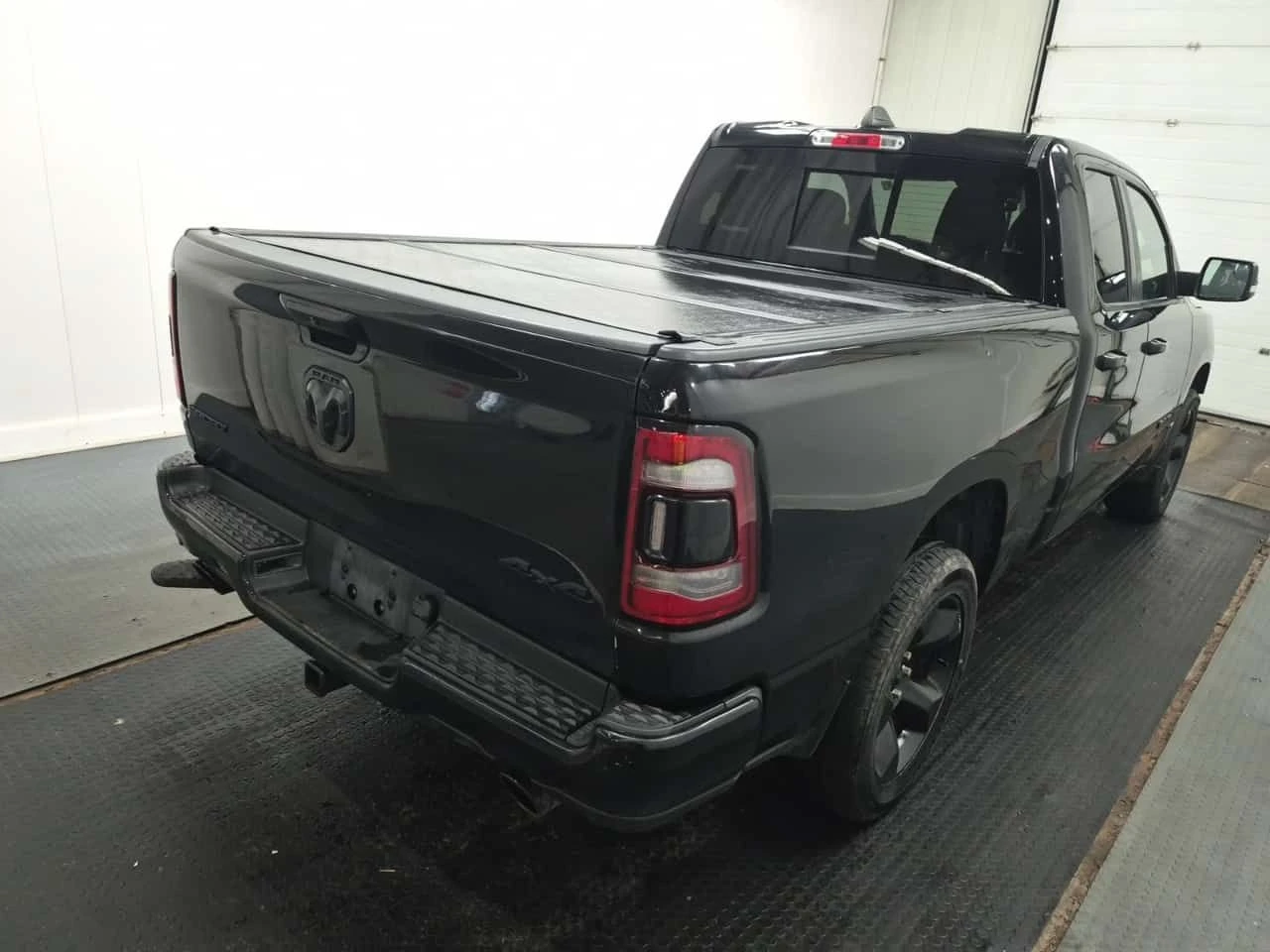 Dodge RAM 1500 * Sport * CARFAX * БЕЗ ПЪРВОНАЧАЛНА ВНОСКА, снимка 10 - Автомобили и джипове - 54830638