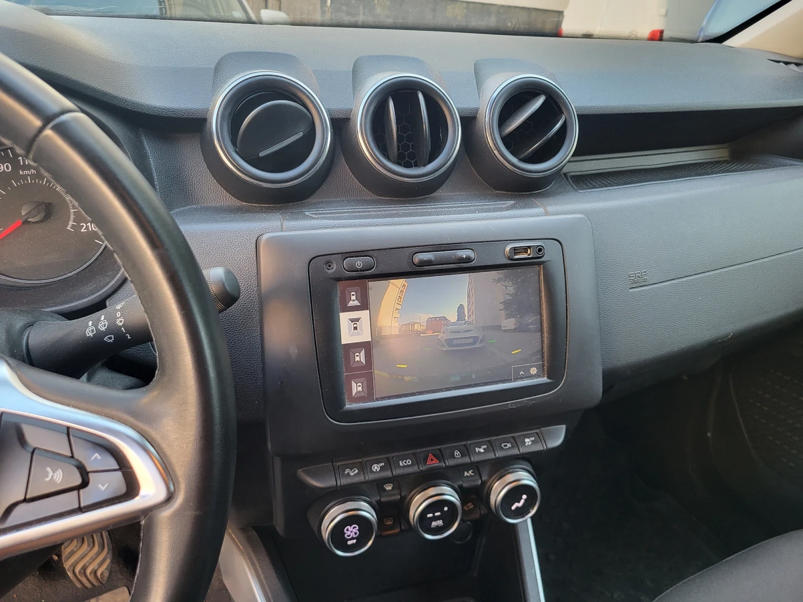 Dacia Duster, снимка 12 - Автомобили и джипове - 55285628