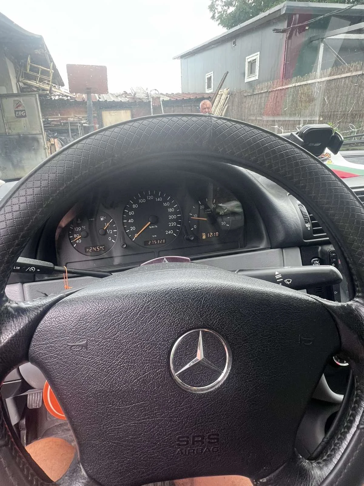 Mercedes-Benz ML 270 cdi 270, снимка 8 - Автомобили и джипове - 55597193