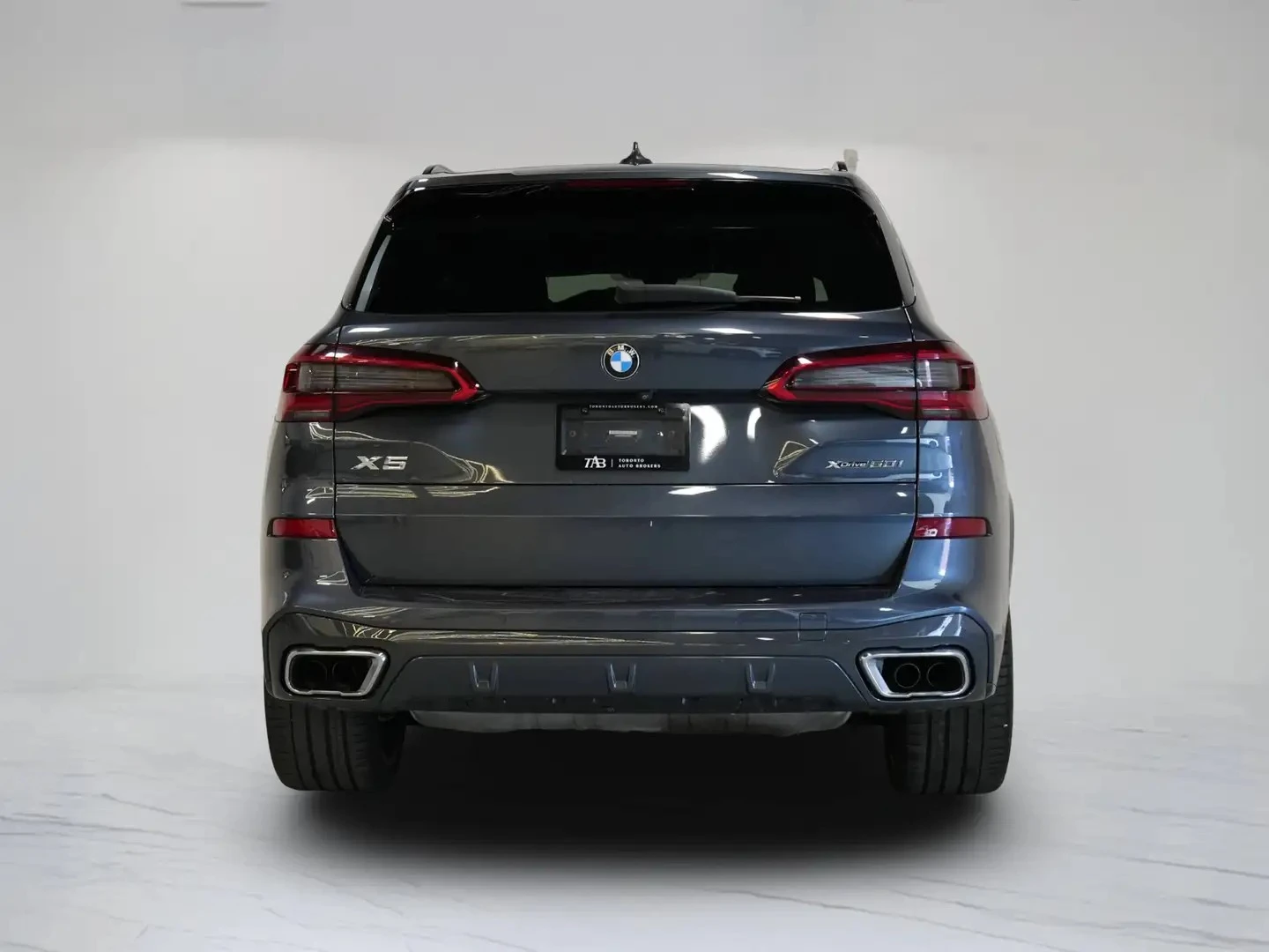 BMW X5 xDrive50i M Sport Premium ЦЕНА ДО БГ АВТОКРЕДИТ, снимка 5 - Автомобили и джипове - 55900606