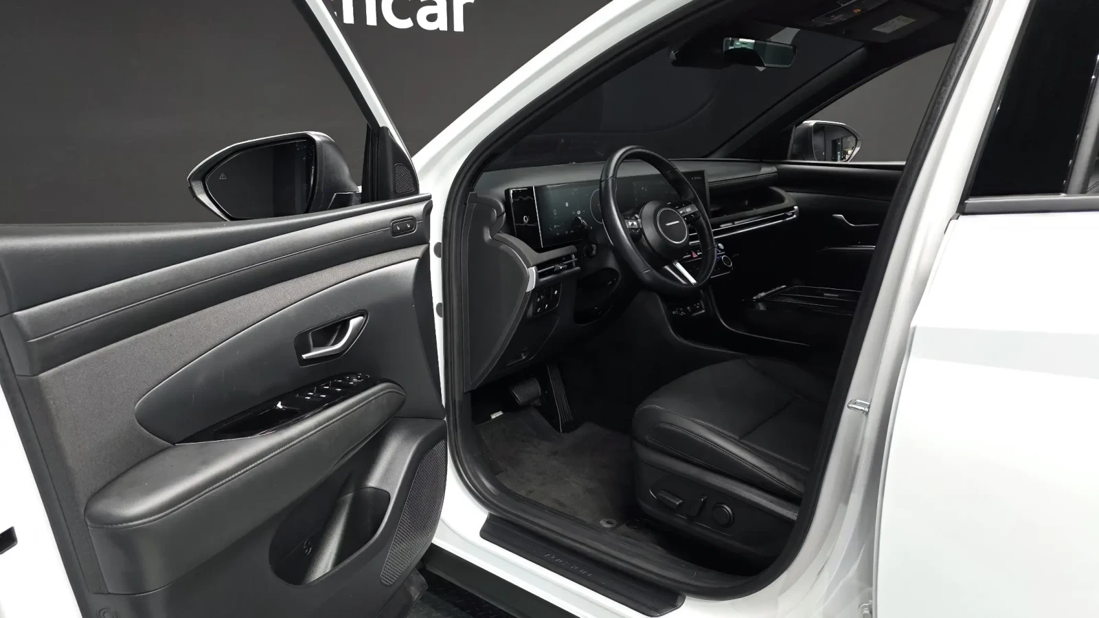 Hyundai Tucson ОБДУХВАНЕ | ПОДГРЕВИ | 360 КАМЕРА, снимка 8 - Автомобили и джипове - 55944016