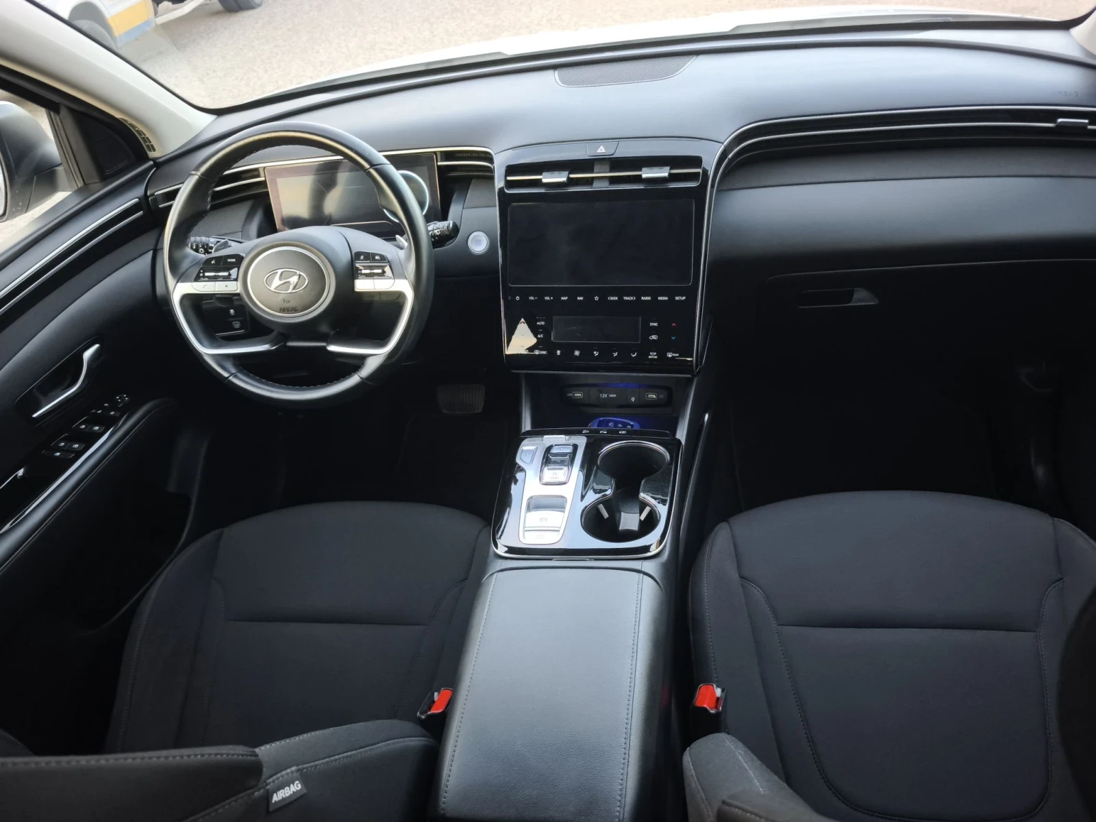Hyundai Tucson 1.6T-GDI HYBRID 4X4 FULL SERVICE IN HYUNDAI  | Mobile.bg � ����������� 8
