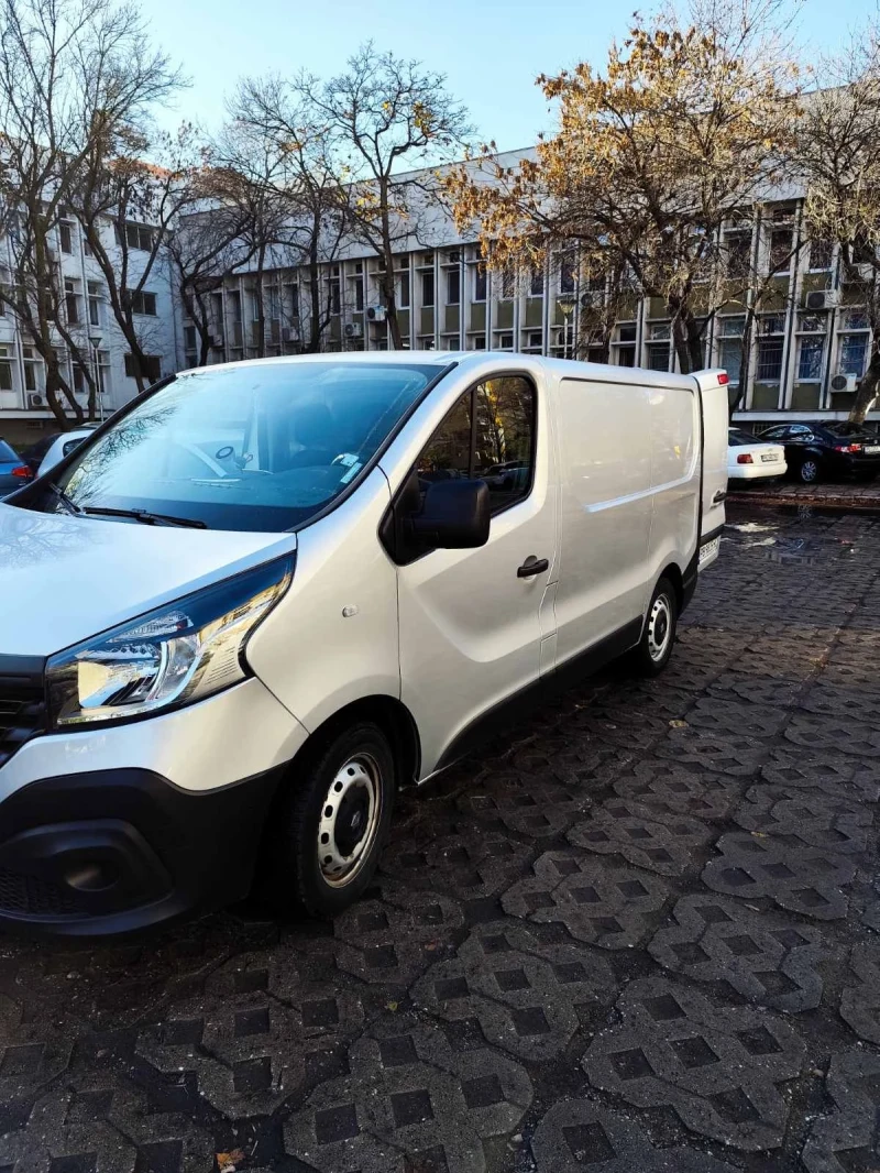 Renault Trafic, снимка 12 - Бусове и автобуси - 52661965