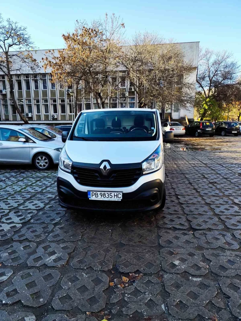 Renault Trafic, снимка 8 - Бусове и автобуси - 52661965