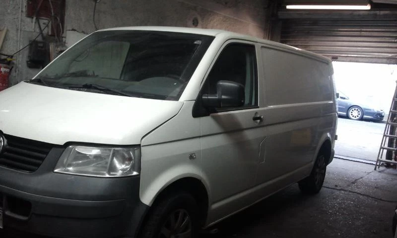 VW Transporter T5, снимка 1 - Бусове и автобуси - 33542610