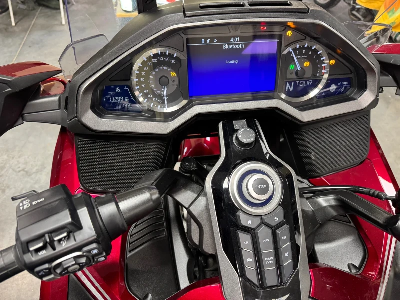 Honda Gold Wing Automatic, снимка 12 - Мотоциклети и мототехника - 52540300