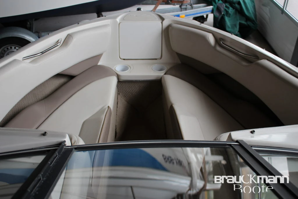 Моторна яхта Regal  - изображение 5