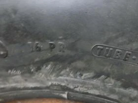 Гуми, снимка 8