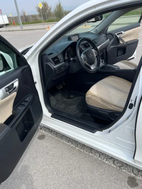 Lexus CT 200h, снимка 10