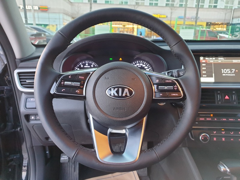 Kia K5  Гаранция 1г. Сервизна история и реални километри, снимка 10 - Автомобили и джипове - 44510767