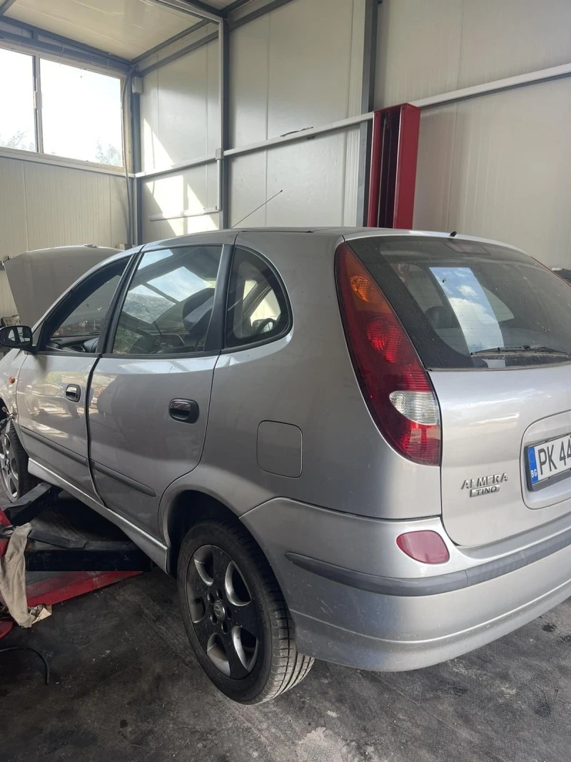 Nissan Almera tino, снимка 4 - Автомобили и джипове - 48466433