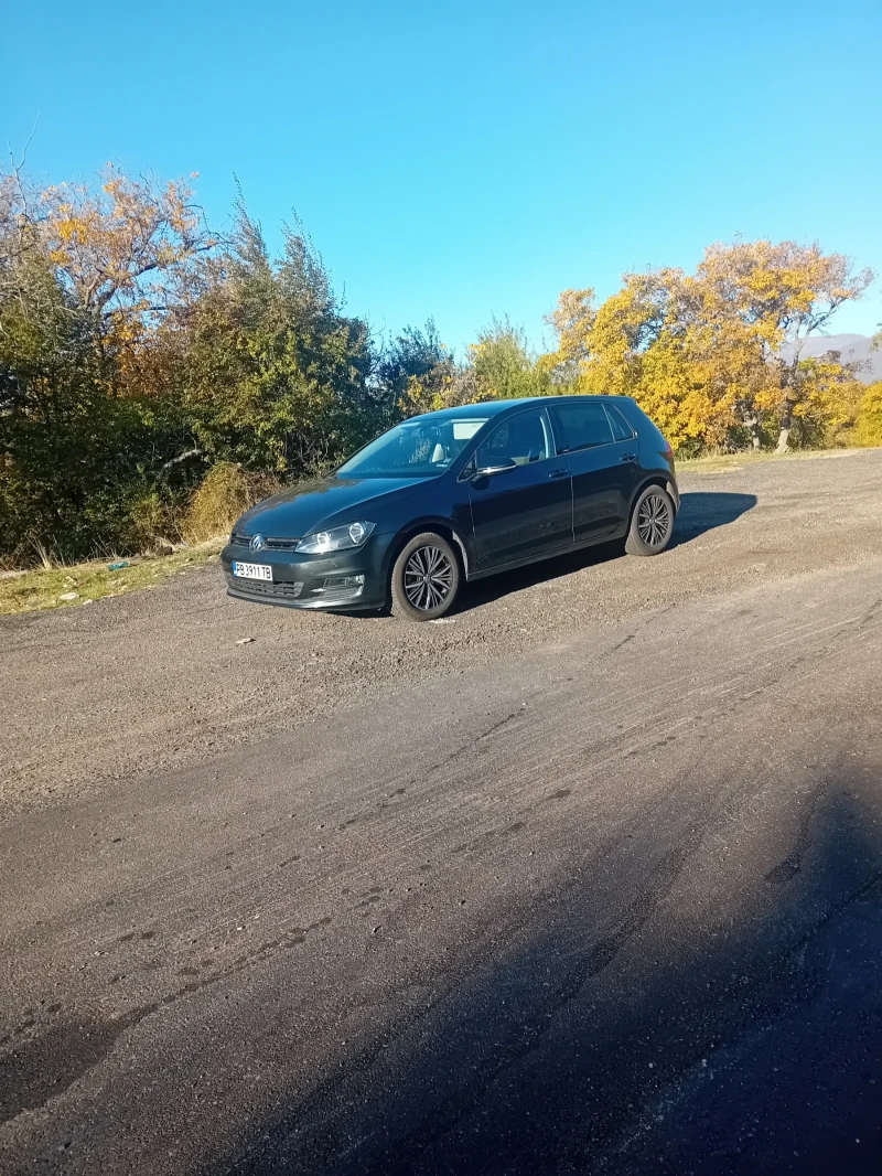 VW Golf, снимка 1 - Автомобили и джипове - 47991266