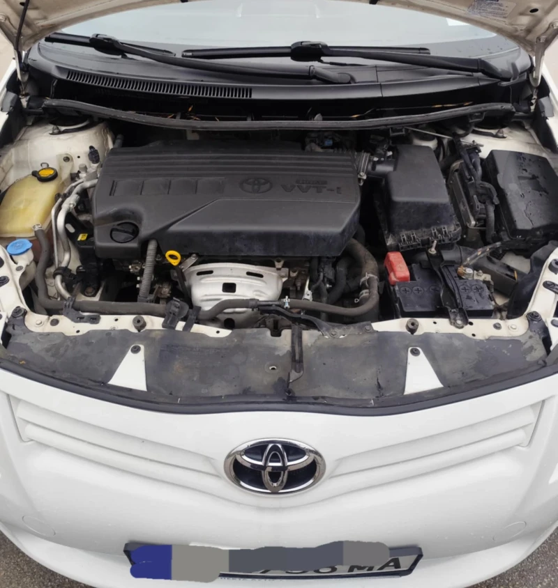 Toyota Auris, снимка 6 - Автомобили и джипове - 48480367