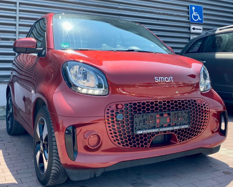 Smart Fortwo EQ EXECUTIVE , снимка 2 - Автомобили и джипове - 51430474