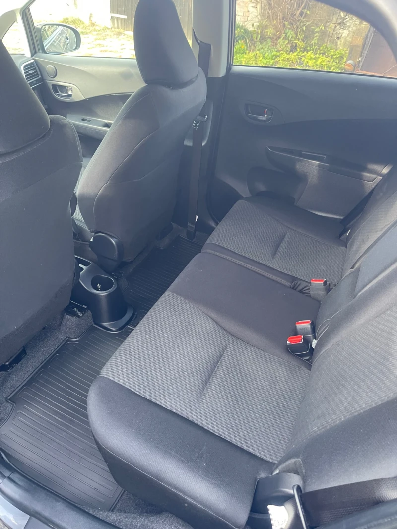 Toyota Verso S, снимка 5 - Автомобили и джипове - 52672968