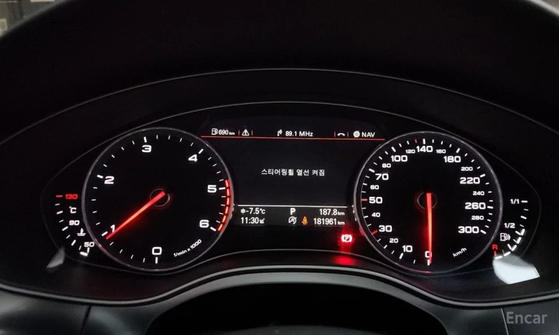 Audi A6, снимка 8 - Автомобили и джипове - 53442910