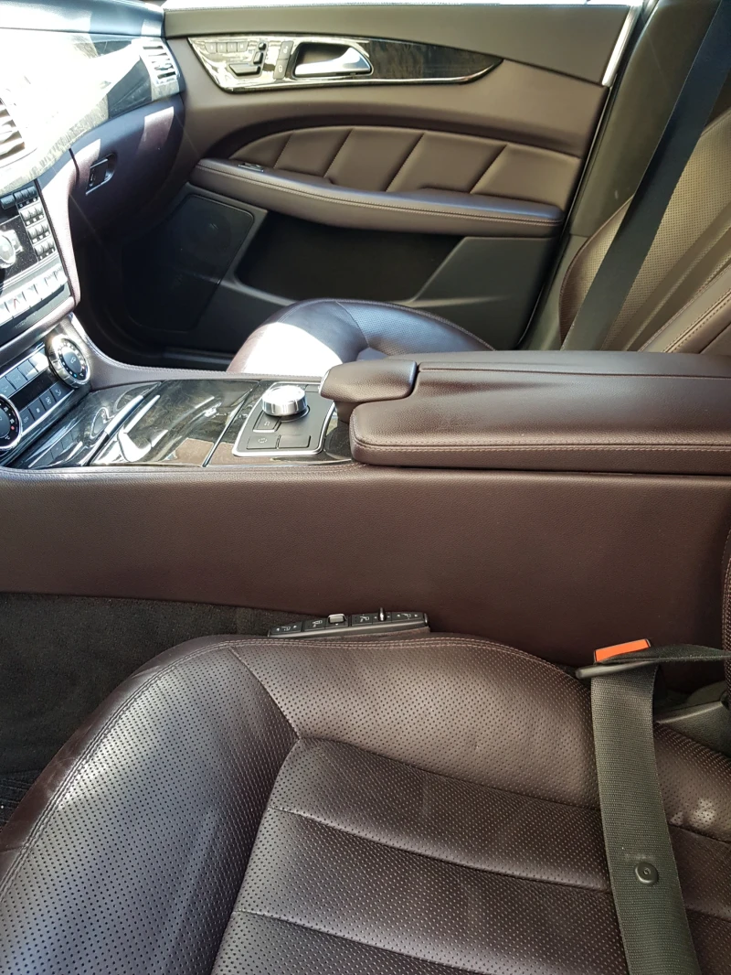 Mercedes-Benz CLS 350, снимка 13 - Автомобили и джипове - 53598796