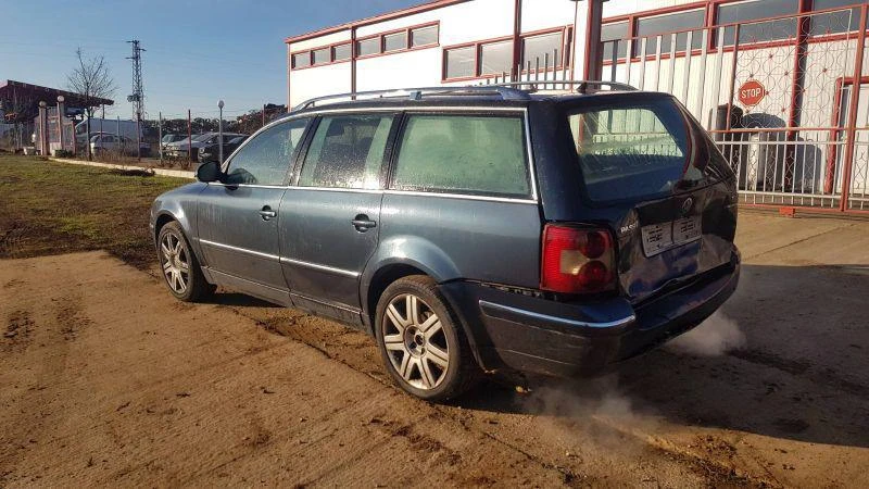 VW Passat 1.9 TDI 4х4, снимка 4 - Автомобили и джипове - 41990928