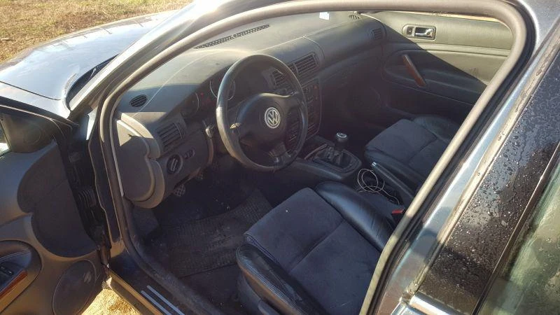 VW Passat 1.9 TDI 4х4, снимка 5 - Автомобили и джипове - 41990928