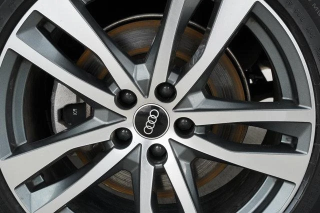 Audi A6 2.0 - изображение 7